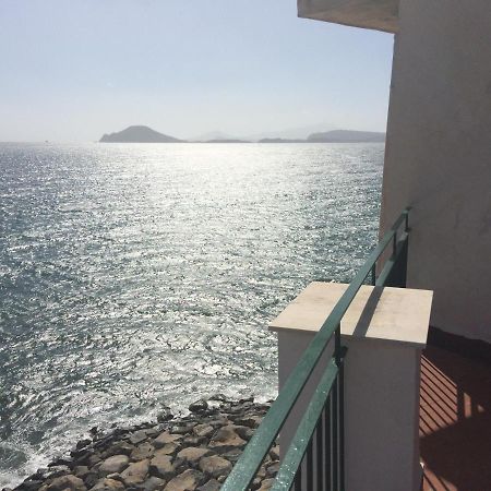 Bed and Breakfast The Reef House Pozzuoli Exteriér fotografie